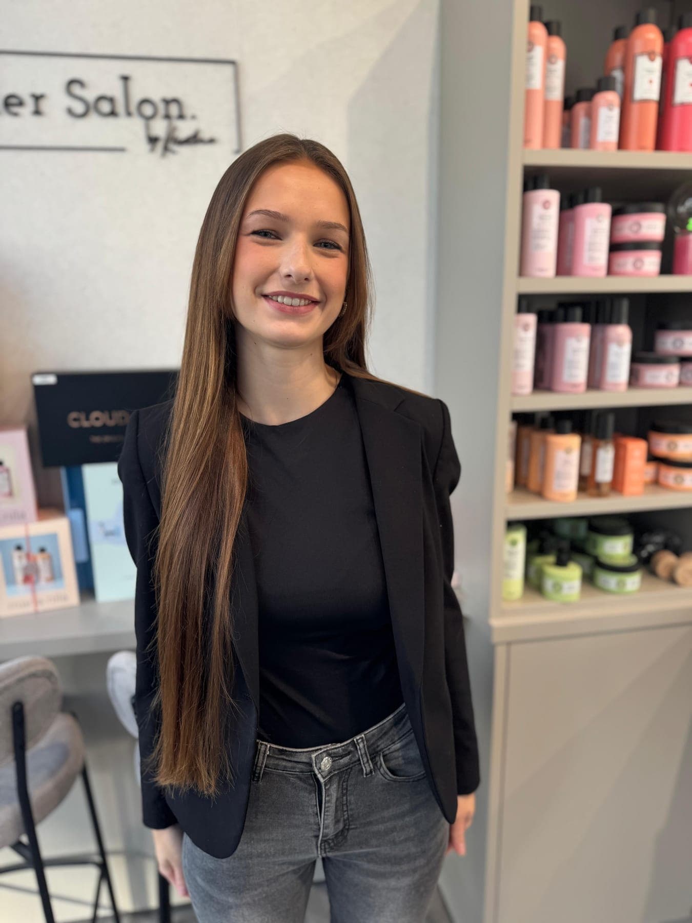 Lilly – Friseurmeisterin